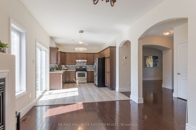 553 Carriage Lane, House other with 4 bedrooms, 3 bathrooms and 2 parking in Peterborough ON | Image 8
