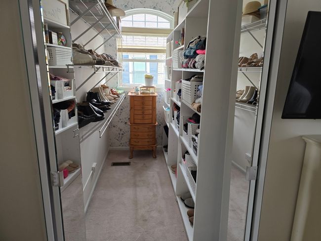 1530 Laurel Oaks Dr, Home with 2 bedrooms, 3 bathrooms and 2 parking in Streamwood IL | Image 33