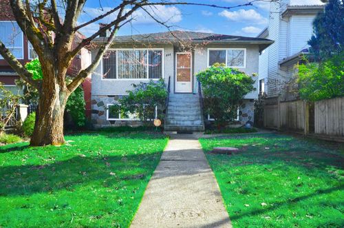 862 E 49th Ave, Vancouver, BC, V5W2H5 | Card Image
