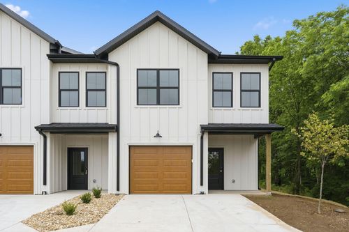 2175 W Parkview Avenue, Ozark, MO, 65721 | Card Image