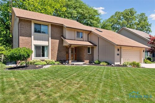 6666 Inglewood Rd, Holland, OH, 43528-9575 | Card Image