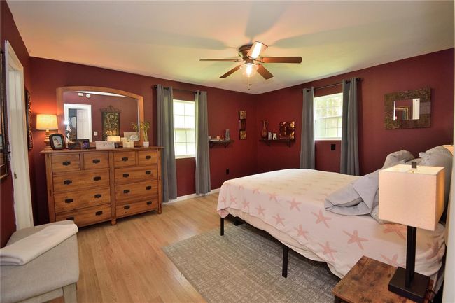 Primary Bedroom | Image 11