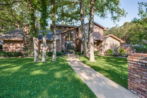 804 Firewheel Trl, Fort Worth, TX, 76112-1702 | Card Image