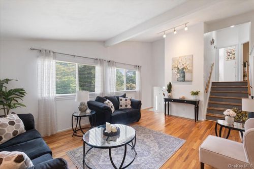 149 Cortlandt St, Croton-On-Hudson, NY, 10520-1414 | Card Image