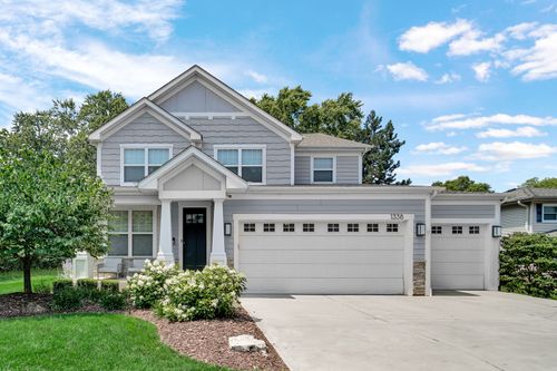 1338 N Dunton Ave, Arlington Heights, IL, 60004-4727 | Card Image