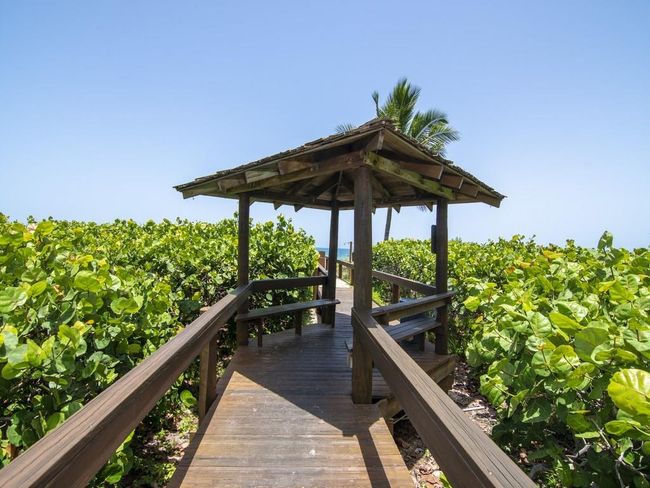APT-601 - 3200 N Highway A1a, Condo with 2 bedrooms, 2 bathrooms and null parking in Hutchinson Island FL | Image 23