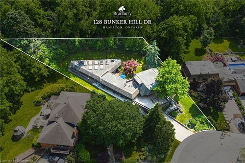 128 Bunker Hill Dr, Hamilton, ON, L8K5X5 | Card Image