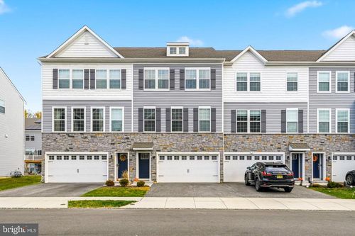 22 Cardinal Way, MOUNT LAUREL, NJ, 08054-1450 | Card Image