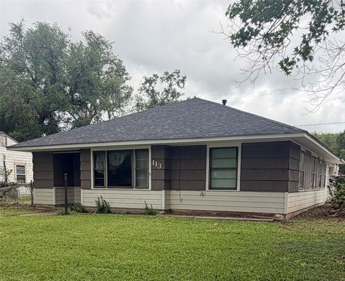 113 Cypress Street, Lake Jackson, TX, 77566 | Card Image
