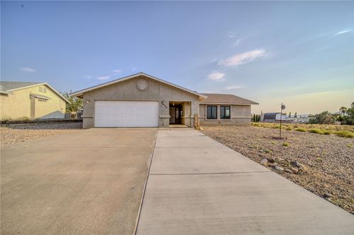 7634 E Larkspur Dr, Kingman, AZ, 86401-9531 | Card Image
