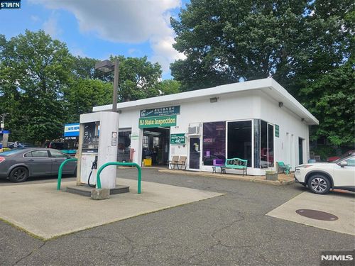431 Broad Ave, Leonia, NJ, 07605-1601 | Card Image