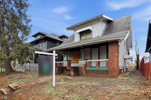 3748 Ruckle St, Indianapolis, IN, 46205-3524 | Card Image