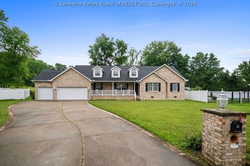 108 Dominic Dr, Scott Depot, WV, 25560-9474 | Card Image