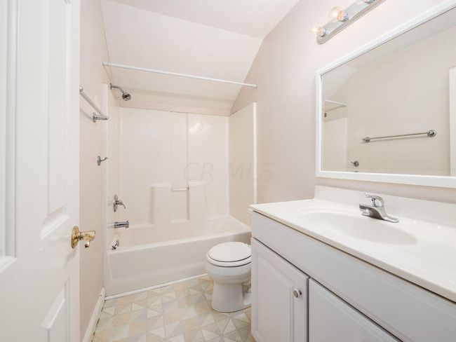 341 Broadway E, House other with 3 bedrooms, 3 bathrooms and null parking in Granville OH | Image 23