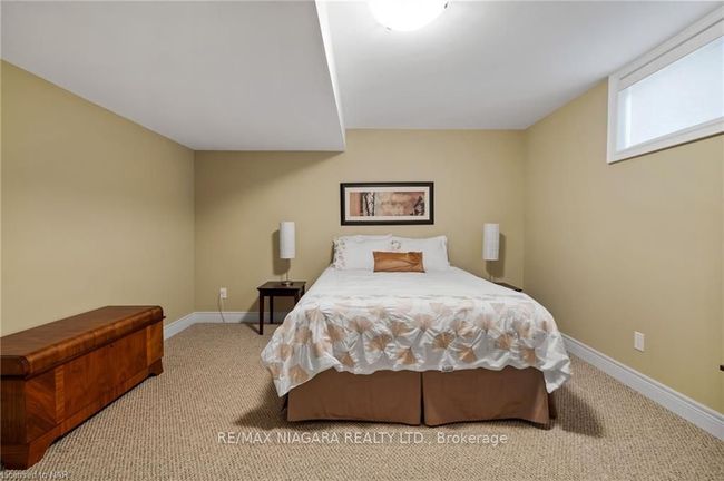 8 Woodbine Ave, House other with 3 bedrooms, 2 bathrooms and 2 parking in Saint Catharines ON | Image 23