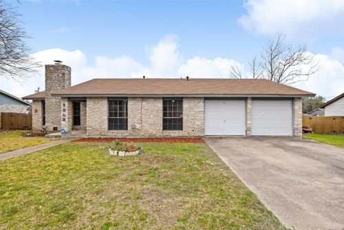 2303 Carolyn Dr, Taylor, TX, 76574-1706 | Card Image
