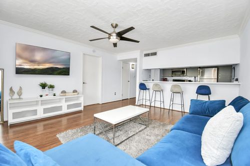 apt-22-2816 S Bartell Dr, Houston, TX, 77054-1427 | Card Image