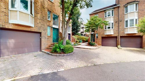 130-130 Forest St, Stamford, CT, 06901-2105 | Card Image