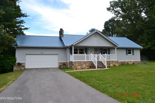 2565 Dunbar Rd, Crossville, TN, 38572-6634 | Card Image