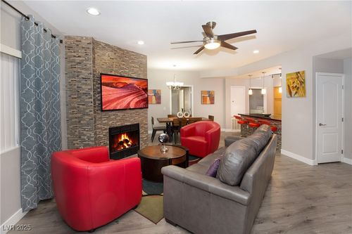 000-8725 W Flamingo Road, Las Vegas, NV, 89147 | Card Image