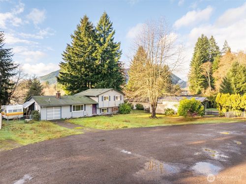 864 Overlook Dr, Morton, WA, 98356-5505 | Card Image