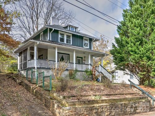 100 Washington Rd, Asheville, NC, 28801-1921 | Card Image