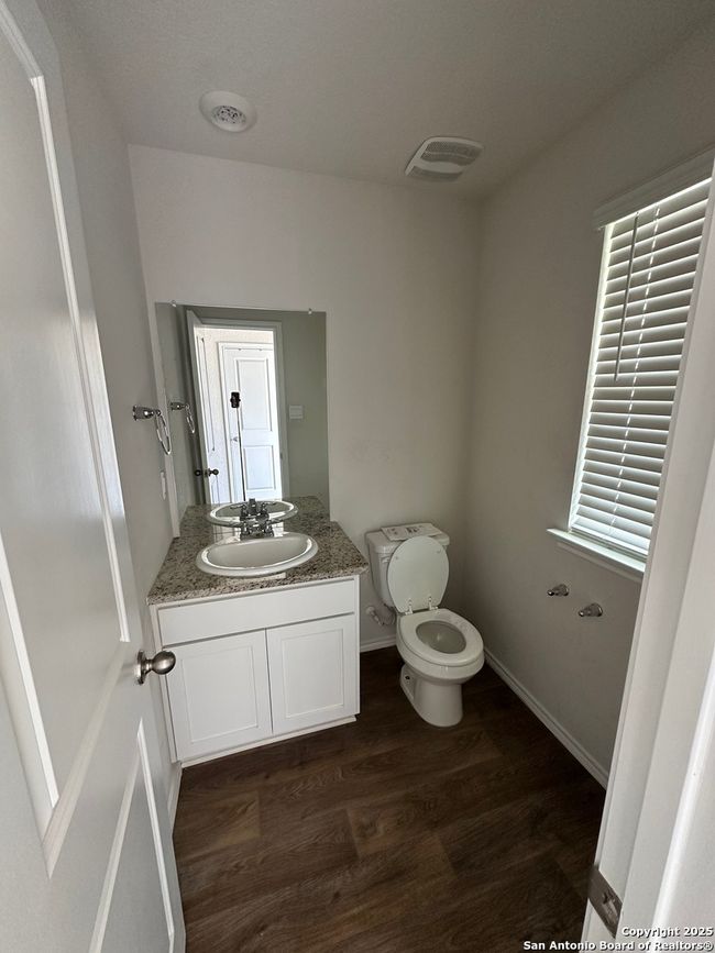 15730 Smoky Honeyeater, House other with 3 bedrooms, 3 bathrooms and null parking in San Antonio TX | Image 6