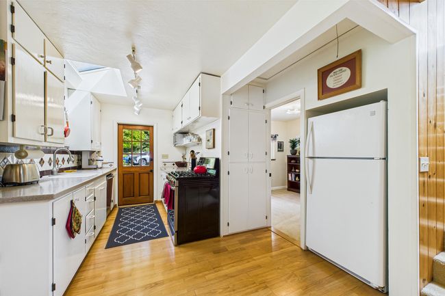402 Tanglewood-122 | Image 23