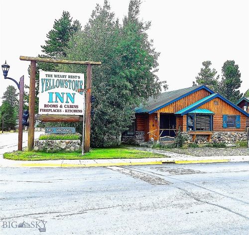 601 Highway Ave, West Yellowstone, MT, 59758 | Card Image