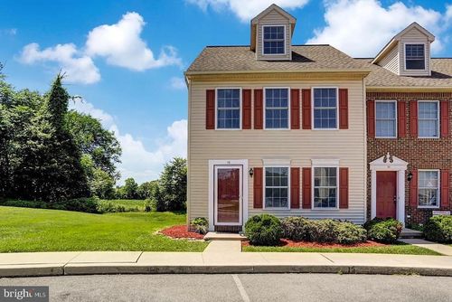 15 Weiser Ct, WOMELSDORF, PA, 19567-1439 | Card Image