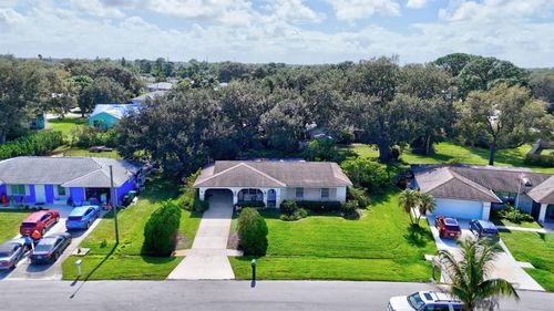 1162 Se Maxwell Ln, Port Saint Lucie, FL, 34952-4804 | Card Image