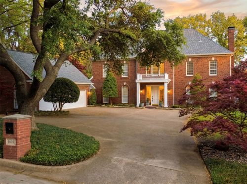 1605 Mariah Bay Cir, Heath, TX, 75032-7616 | Card Image