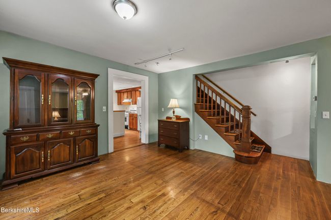 9 High St, Home with 6 bedrooms, 3 bathrooms and 4 parking in Lenox MA | Image 13