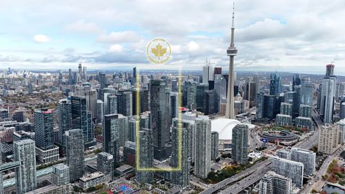 812-1 Concord Cityplace Way, Toronto, ON, M5V0X3 | Card Image