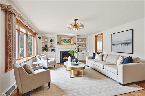 26 Patricia Ln, Washingtonville, NY, 10992-1415 | Card Image