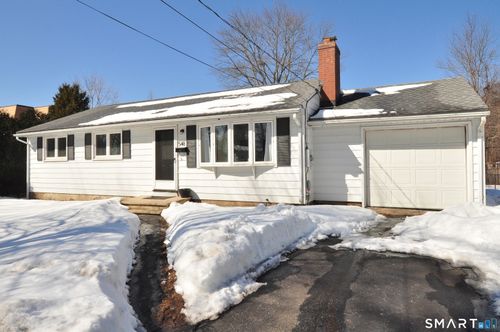 548 Mulberry St, Windsor Locks, CT, 06096-1649 | Card Image