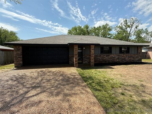 501 Woodland Hills Blvd, Roland, OK, 74954-5159 | Card Image