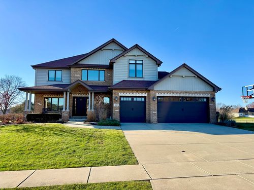 1825 Brogan Dr, New Lenox, IL, 60451-4018 | Card Image