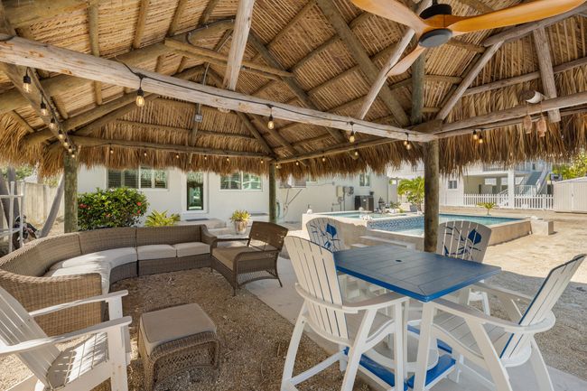 Tiki Hut | Image 27