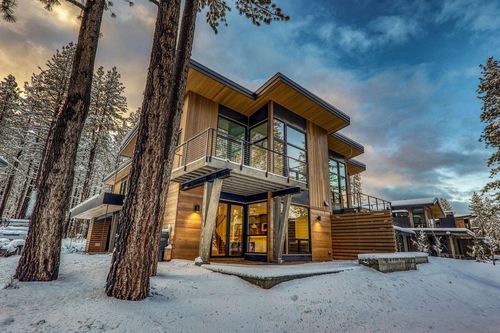 10061 Jakes Way, Truckee, CA, 96161 | Card Image