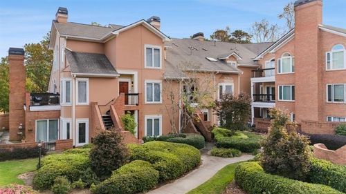 5356 Brooke Ridge Dr, Dunwoody, GA, 30338-3186 | Card Image