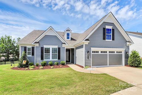 7311 Surprise Ct, Charlotte, NC, 28215-2368 | Card Image