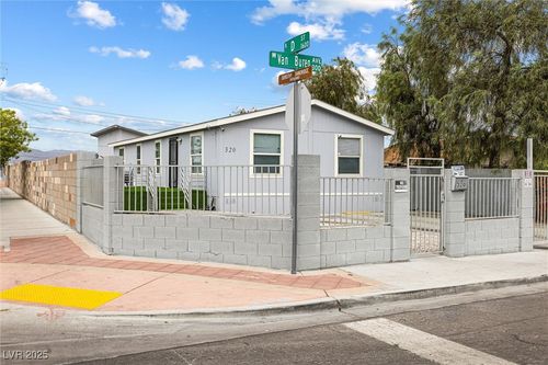 320 W Van Buren Ave, Las Vegas, NV, 89106-3036 | Card Image