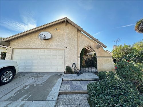 11644 Bos St, Cerritos, CA, 90703-6745 | Card Image