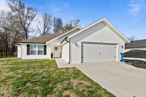 2033 Lakeview St, Carthage, MO, 64836-6003 | Card Image