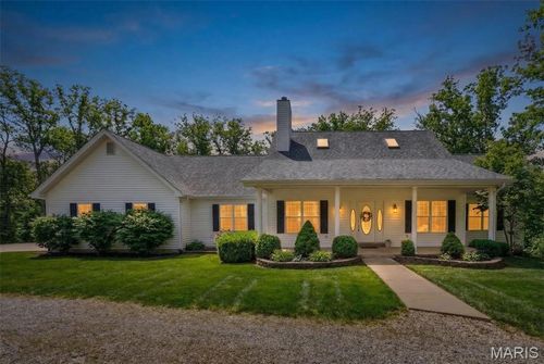 27431 Lee Ct, Warrenton, MO, 63383-3394 | Card Image