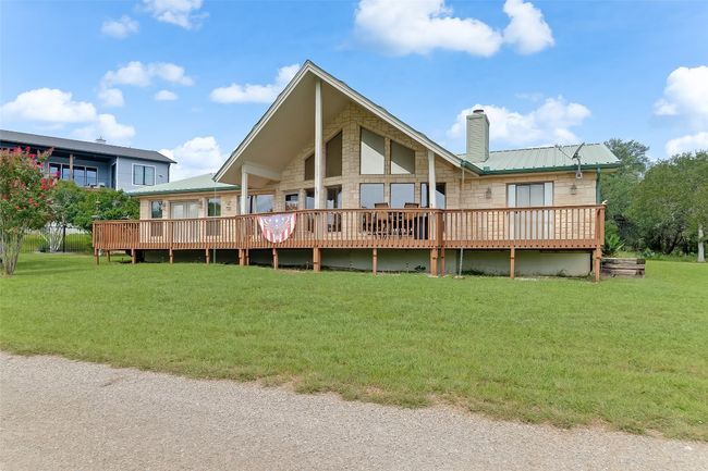 713 Lagoon Loop, House other with 3 bedrooms, 2 bathrooms and null parking in Horseshoe Bay TX | Image 4