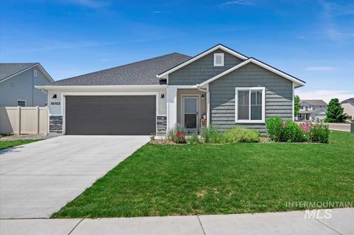 19703 Nanticoke Ave, Caldwell, ID, 83605-8207 | Card Image