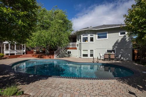 730 Greenview Pl, Los Altos, CA, 94024-5312 | Card Image