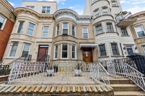 4918 11th Avenue, Borough Park, NY, 11219 | Card Image